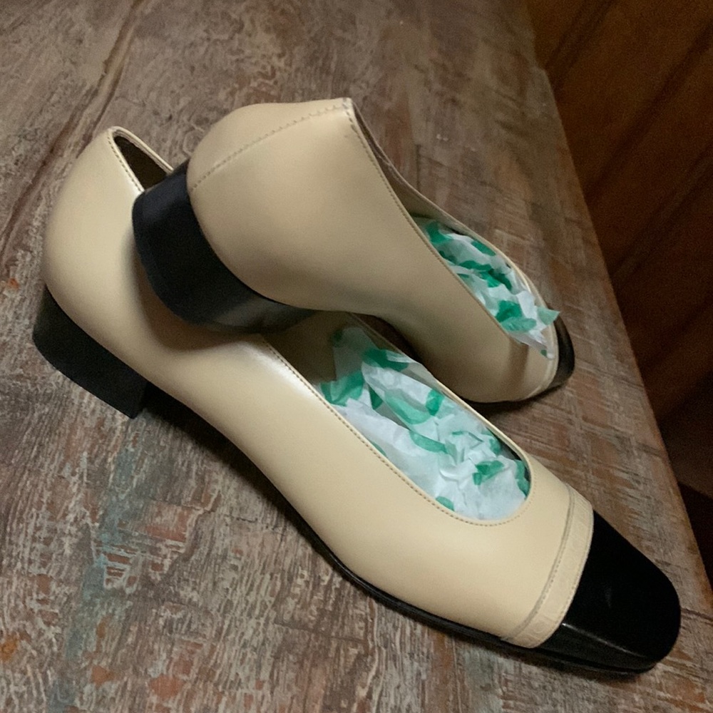 Salvatore Ferragamo RIGUCCIA BEIGE zise 8.5block CAP TOE PUMP 👠